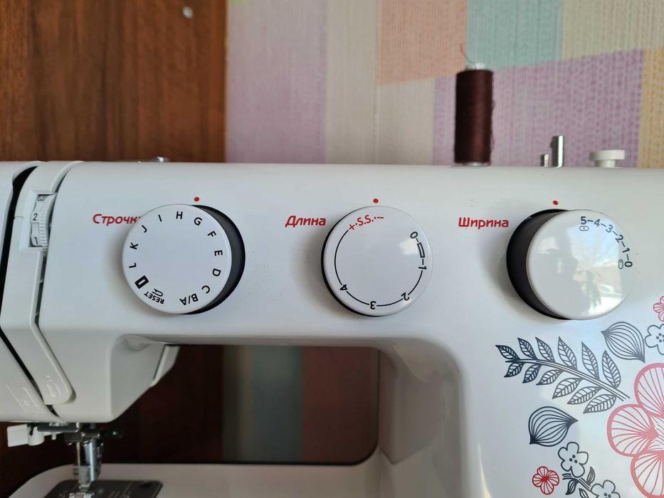 Швейная машинка Janome Floki