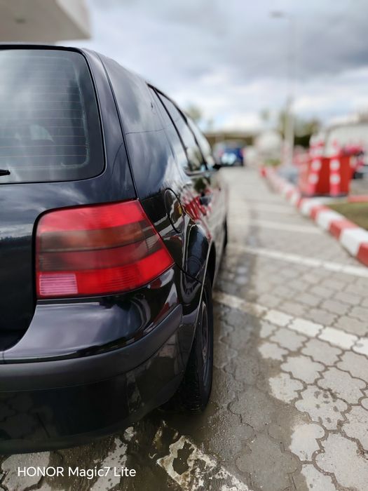 Vând golf 4 1.6 16v