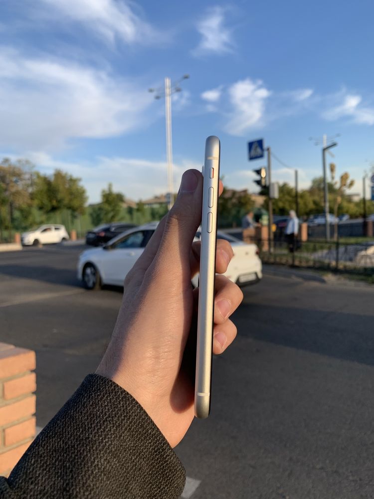 Iphone 11 Ideal White