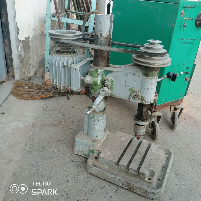 Продаю настольный сверлильный станок