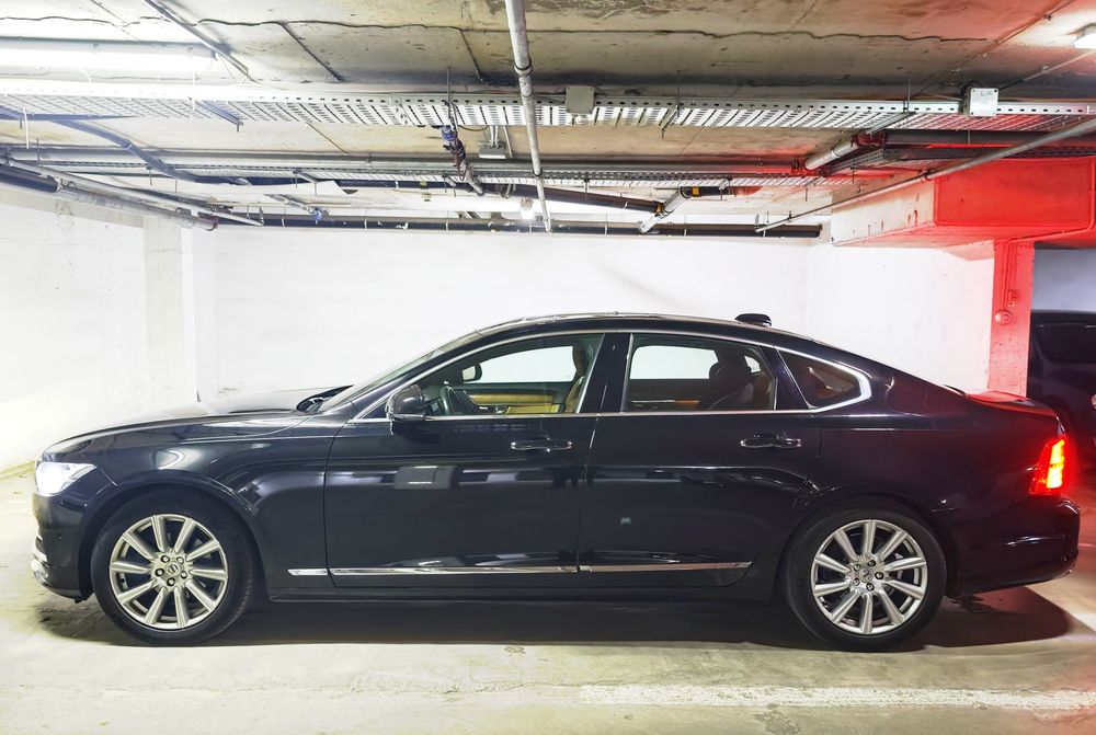 Roti/jante R18 Volvo s90 v90 xc90 xc60 s60, model 10 Spoke Diamond