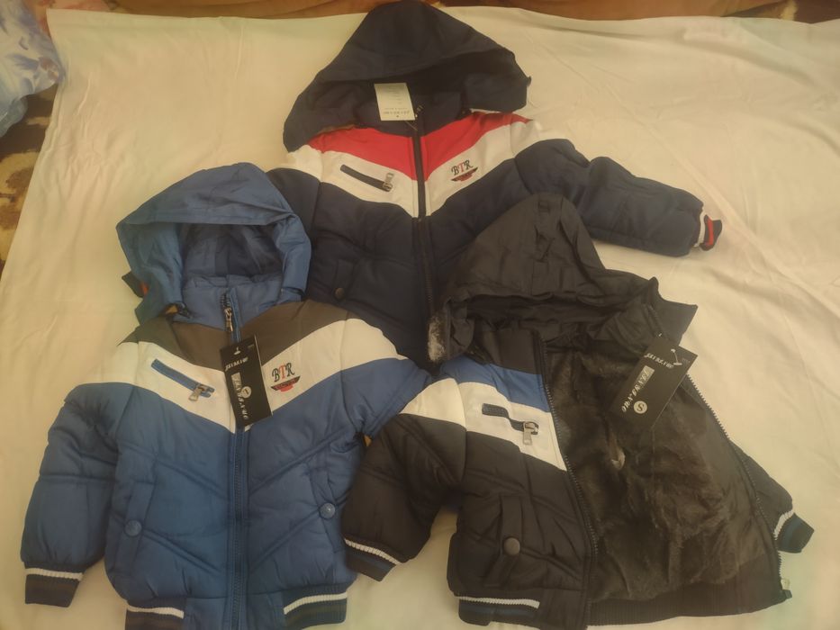 Promoție - geci pt copii la 50 și 90 lei