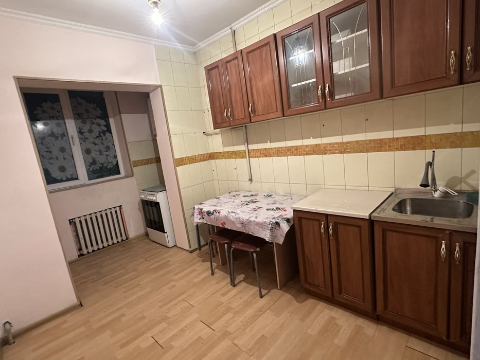 Сдается 3-х комнатная квартира на 1 этаже