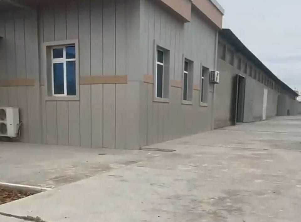 Продаётся 1 га. производственная база.
