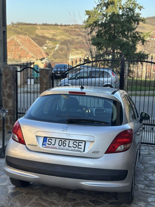 Peugeot 207 an 2010 INMATRICULAT