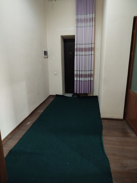 Asr ko'cha DARMON klinika yonida Uy sotiladi 1 xonali uy sotiladi