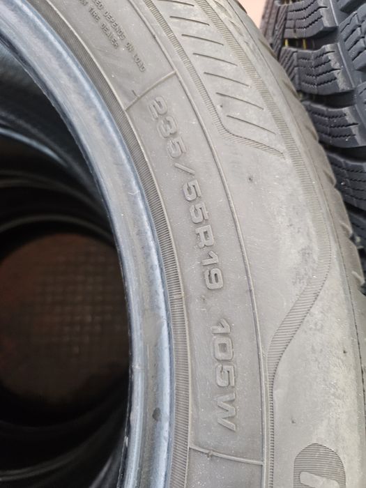 Гуми 235/55/19 Всесезонни