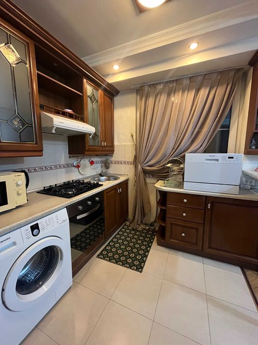 Сдаю 2х комнатную квартиру на Ц2