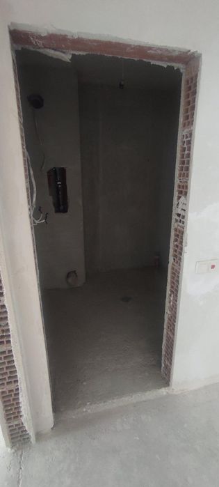 Продава се Тристаен апартамент в Бургас, Славейков - 69 кв.м за 1493 €/кв.м - Снимка #3