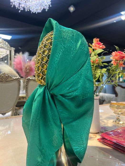 Платок женский атласовый