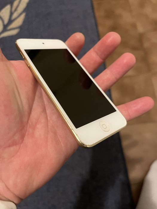 iPod touch 6-th generation