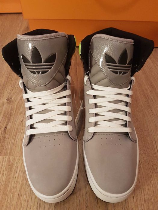 Adidas adi HIGH EXT нови мъжки баскетболни обувки номерa 44 и 44 2/3