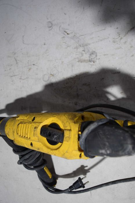 Ciocan demolator Dewalt SDS-Max profesional 1500W
