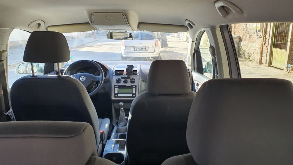 Продавам VW TOURAN с чисто нова газова уредба