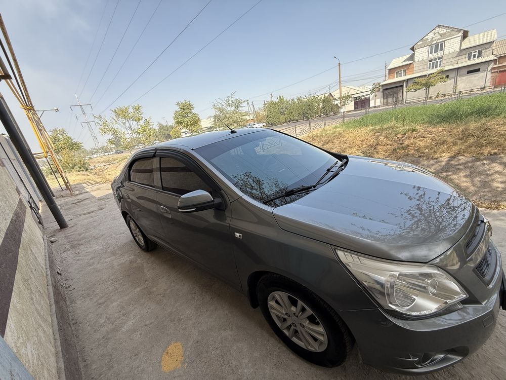 Продам машину Chevrolet Cobalt 2 позиция