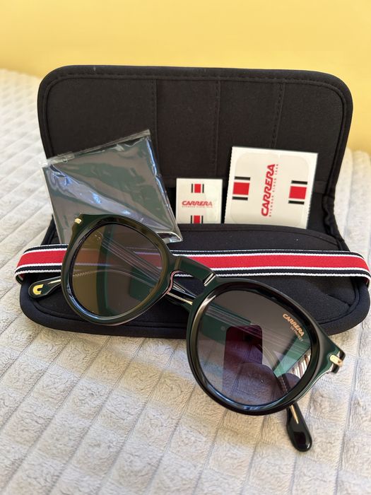 Слънчеви очила CARRERA