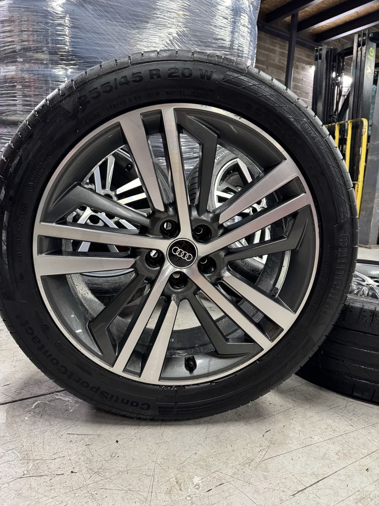 Jante Audi Q5 R20 Originale FY Anvelope de vara 80%