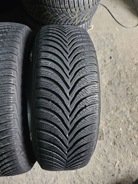 2 anvelope iarna 195 65 15 Michelin 6mm