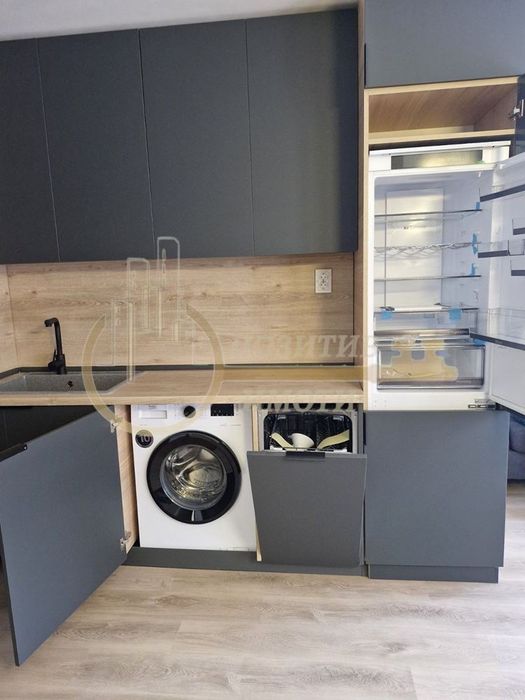 3-стаен в София-Дървеница площ 115 цена 1124