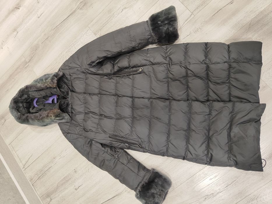 Женская куртка , пуховик