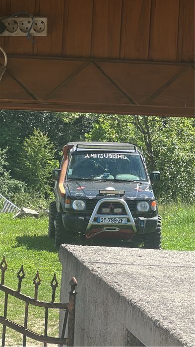 Mitubishi pajero