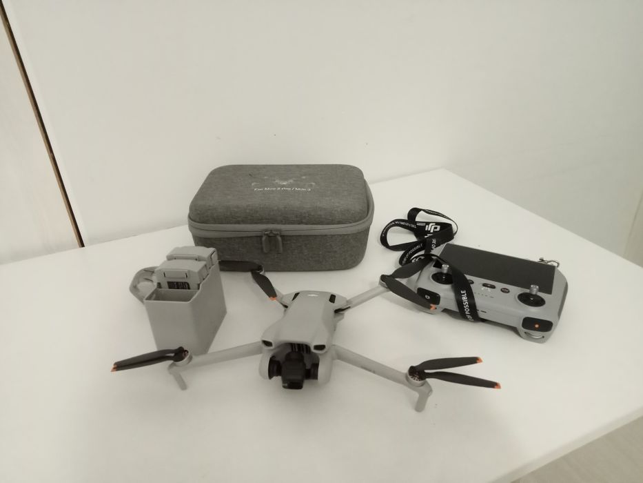 Дрон DJI mini 3 продам