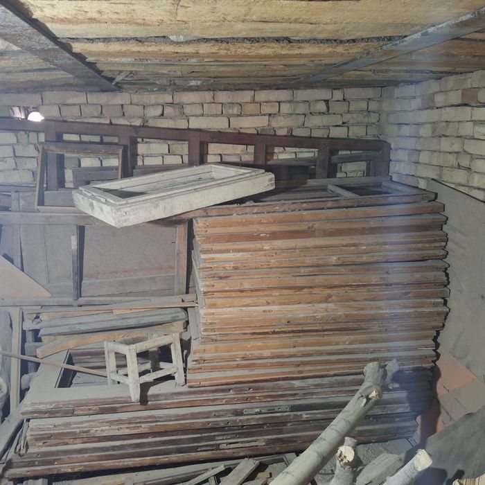 otin sotiladi  продается дрова