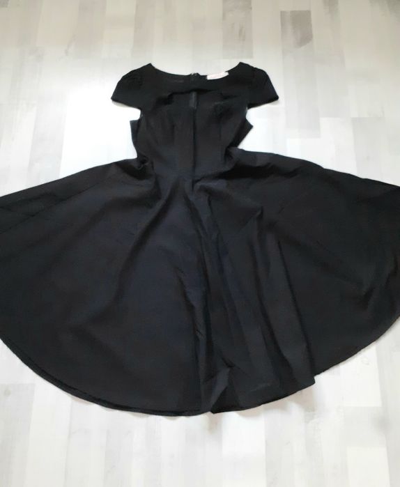 Rochie in clos umbrela