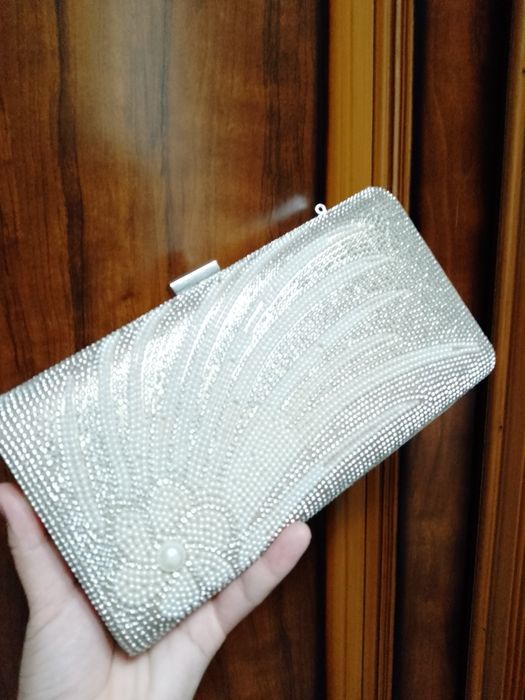 Женские клач золотисти