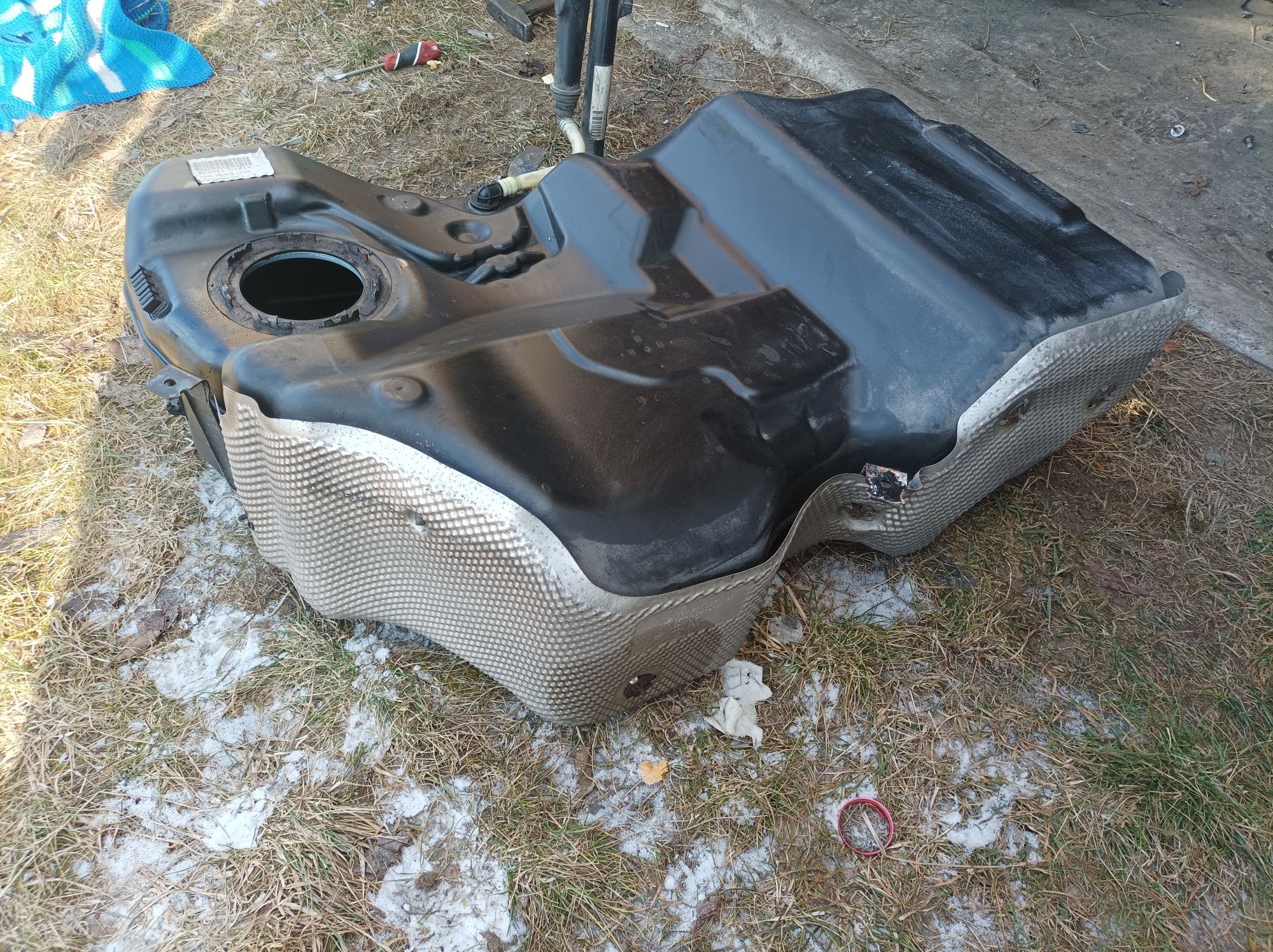 Rezervor combustibil Volkswagen Passat B6 /rezervor motorină passat B6