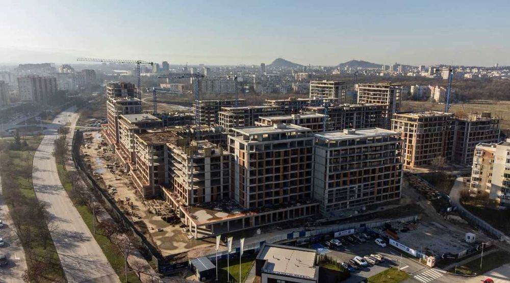 Продава се Тристаен апартамент в Пловдив, Тракия - 140 кв.м за 1000 €/кв.м - Снимка #3