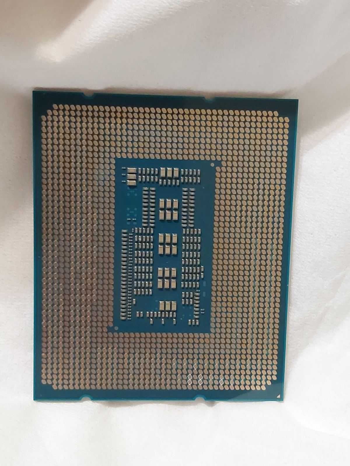 Intel Core i7 14700F + MSI Pro Z790-A Wi-Fi
