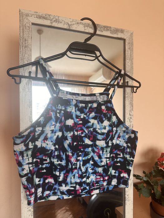 Лот от потници( три на брой) Размерите са S/M.