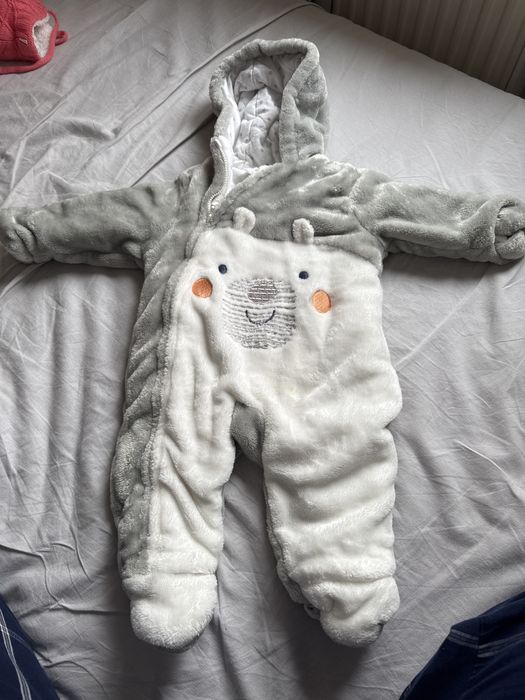 Combinezon bebe iarna