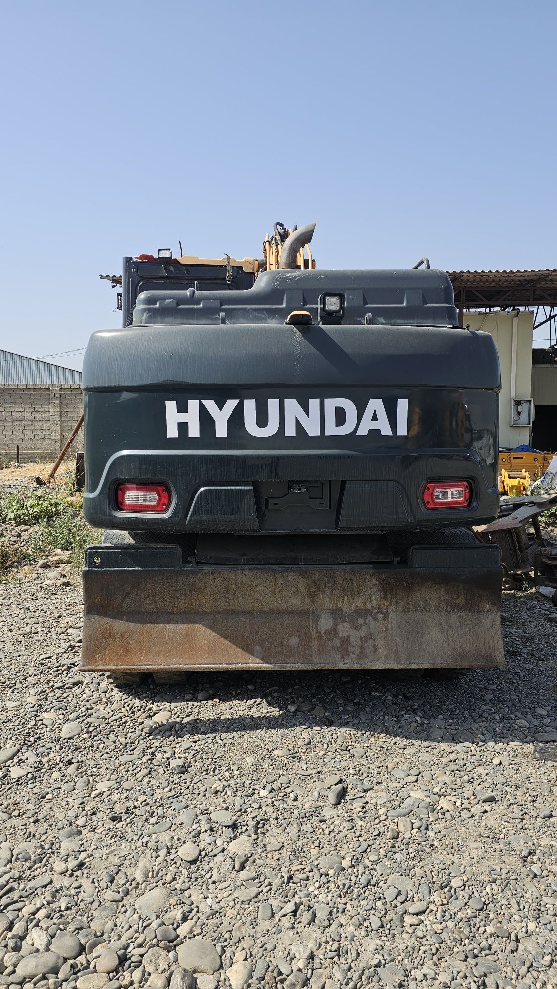 Экскаватор Hyundai HW145 год 2018