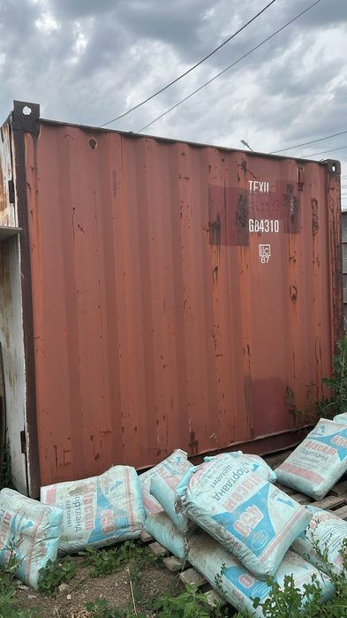 Продам контейнер 5,тонн.Б/у. В рабочем состояни.
