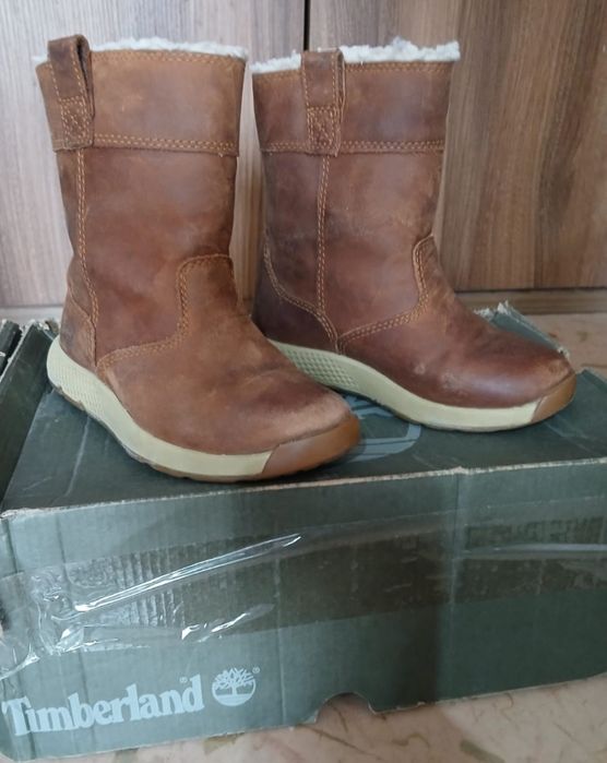 Продам сапожки Тимберленд