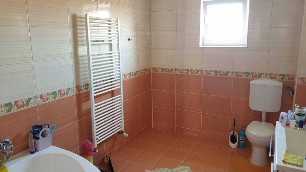 Apartament luminos și primitor, perfect pentru o familie gata de mutat