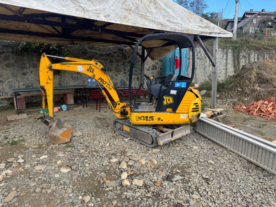 De Vânzare excavator jcb model 8