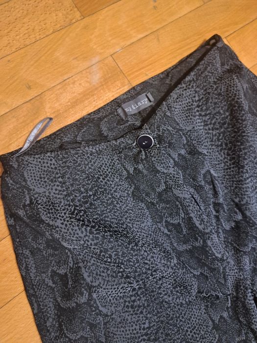 Pantaloni dama, marimea 34