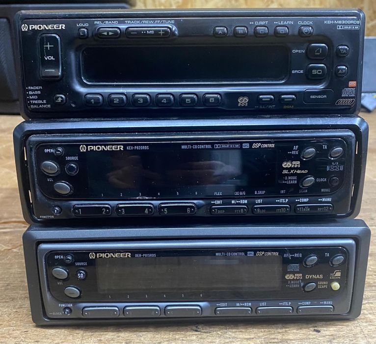 Playere auto Pioneer KEH-DEH old school