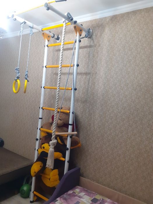 Спортивный детский турник