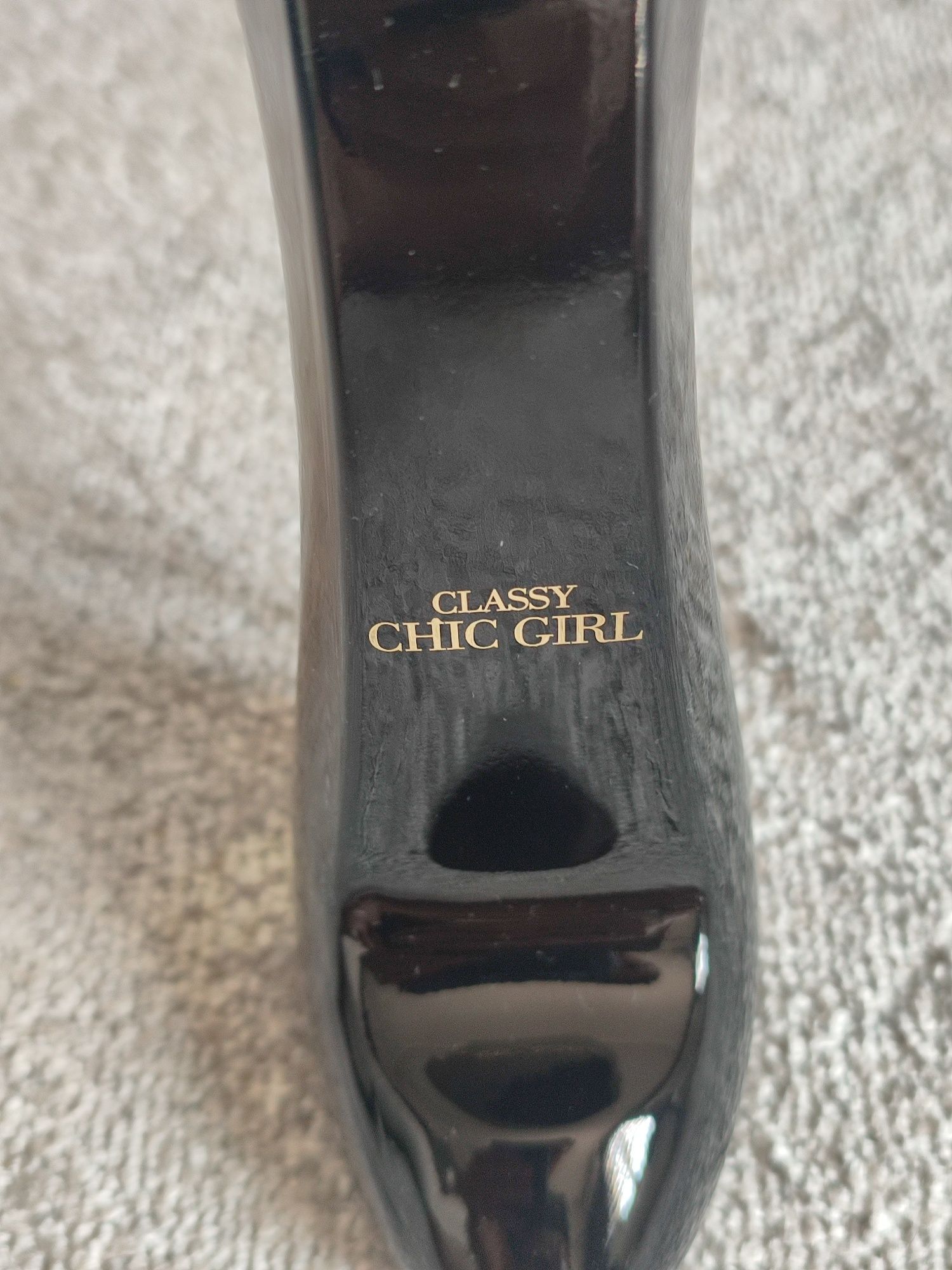 Духи Classy Chic Girl люкс