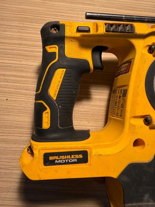 Ciocan rotopercutor DeWalt DCH273NT-XJ 18 V