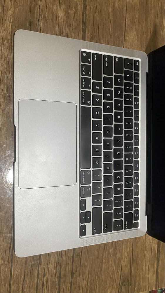 Macbook Air M1, 8/256 Gb, 13,3 inch