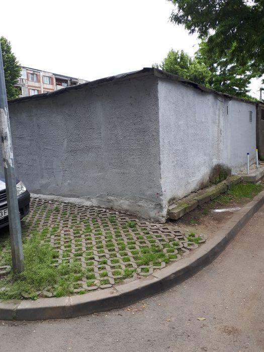 De vânzare garaj
