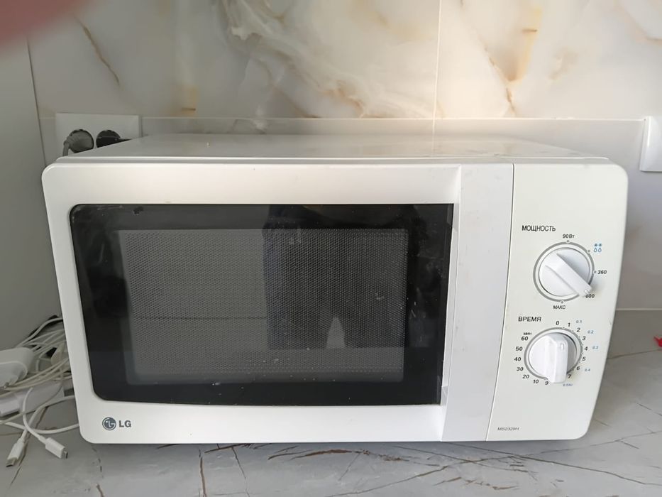 Продам микроволновку в отличном состояний