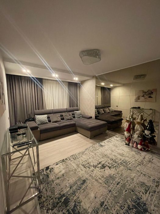 Apartament 3 camere de inchiriat