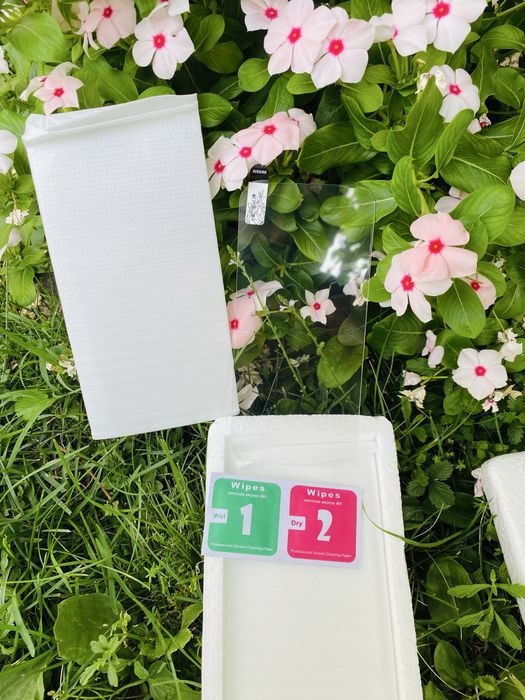 Стъклен протектор за екран на Iphone 17 pro- 100 D