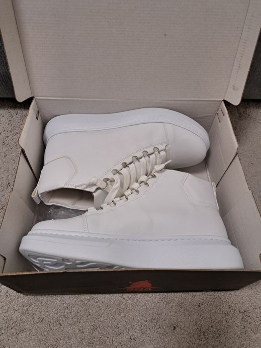 Ghete Noi/Model Bărbătesc/Mărime 41/Albe